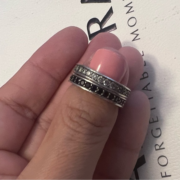 PANDORA “Leaf Sparkle” Black & Clear Rhinestones Set Two Ring S925 - Picture 9 of 16